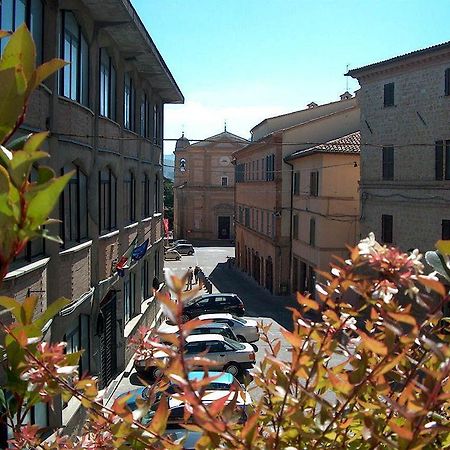 Hotel I Duchi Camerino Exterior foto