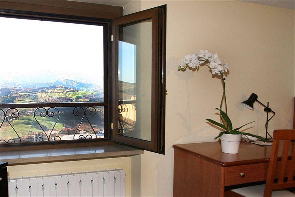 Hotel I Duchi Camerino Exterior foto
